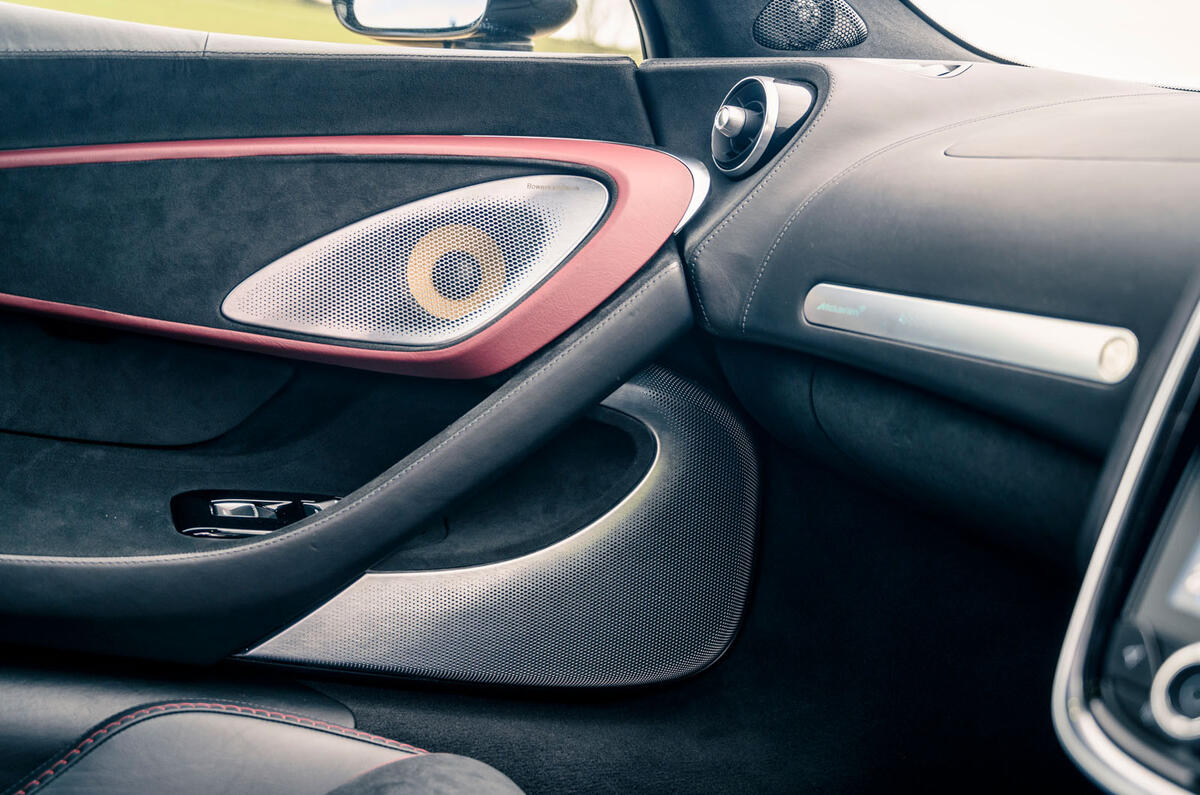 15 McLaren GT 2021 road test review interior trim