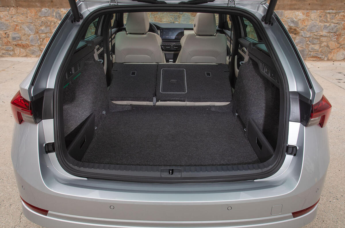 Skoda Octavia Estate 2020 road test review - boot