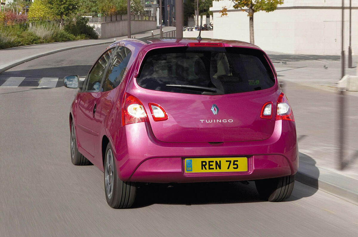 I Drove A Renault Twingo 1 Verte For A Week Heres What Happened - rc53gjr
