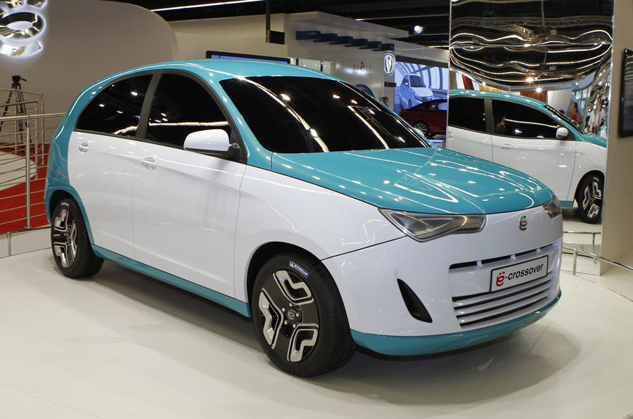 Frankfurt: Yo-Auto hybrid for 2013