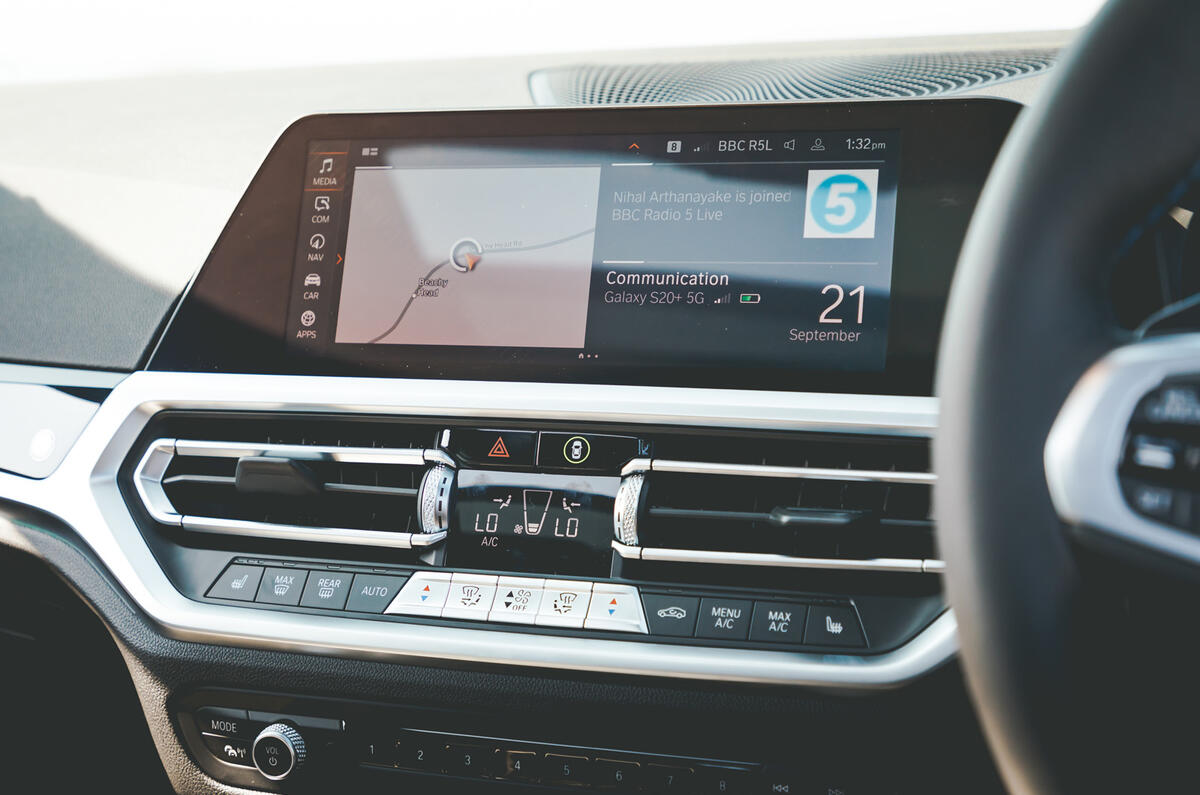 Alpina B3 Touring 2020 road test review - infotainment