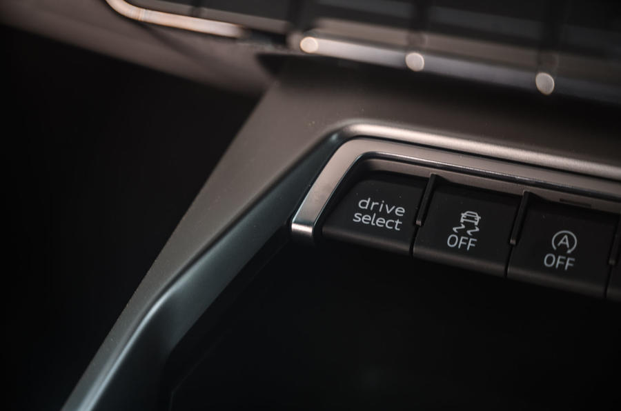Audi S3 Sportback 2020 : essai routier - sélection de la conduite