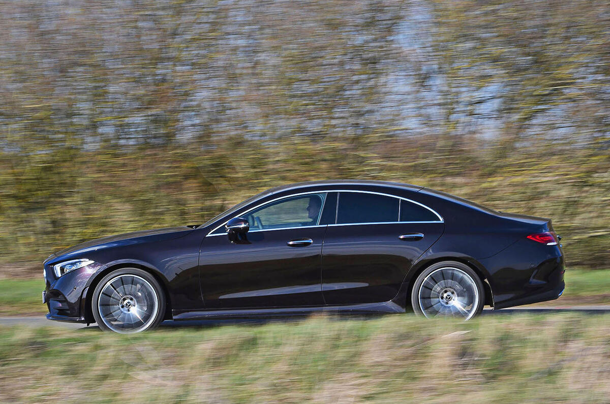 Mercedes-Benz CLS 400d 2018 review on the road side