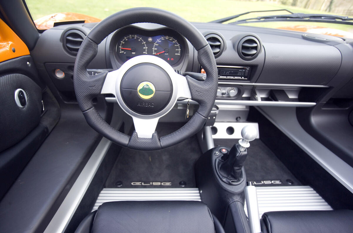 Lotus Elise 1.6 Autocar