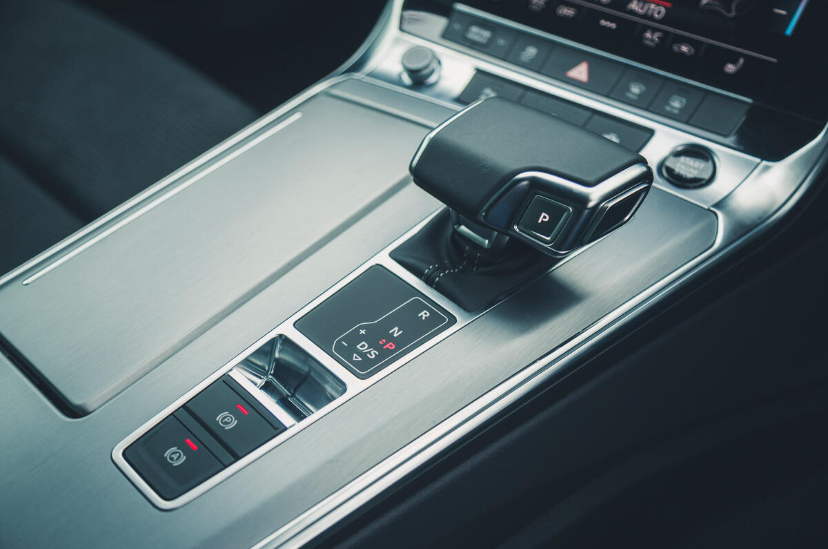 17 Audi A6 TFSIe 2022 road test review centre console