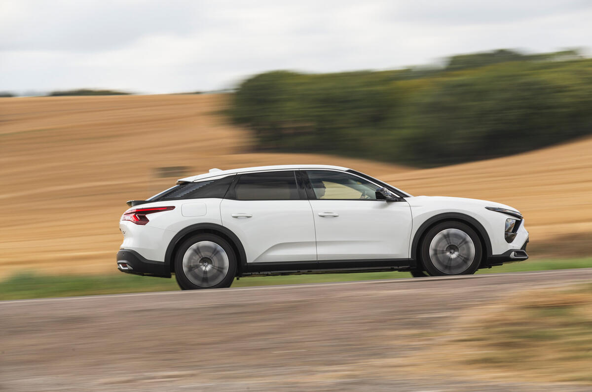 17 Citroen C5 X RT 2022 speeeeed