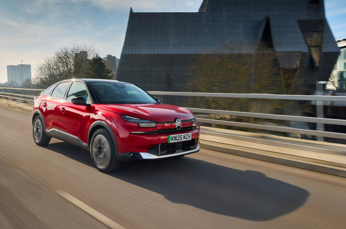17 Citroën e C4 2025 : essai de conduite