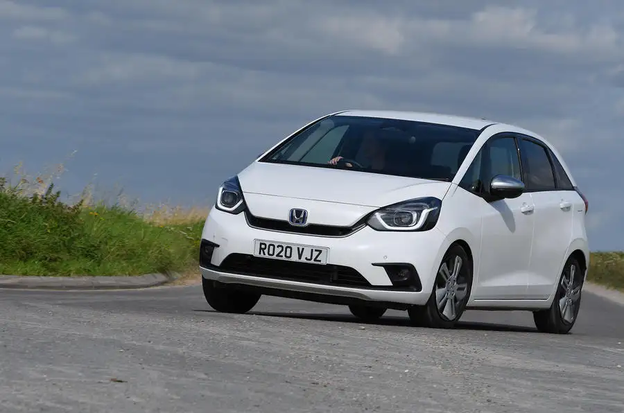 Examen de l'essai routier de la Honda Jazz 2020 - sur le front de la route