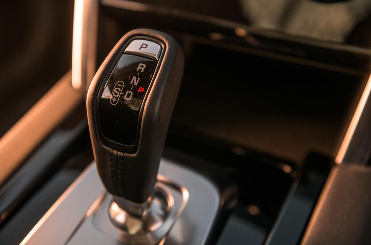 Land Rover Discovery Sport 2020 road test review - gearstick