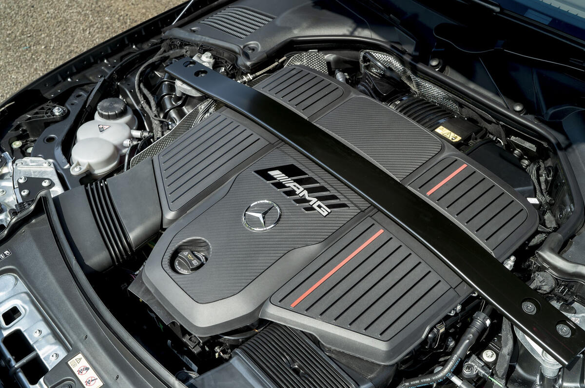 17 Mercedes AMG CLE 53 2024 avis moteur
