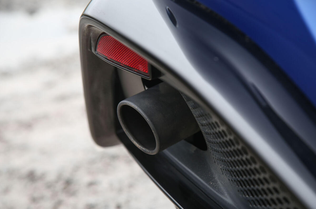 Aston Martin Vantage 2018 review exhaust