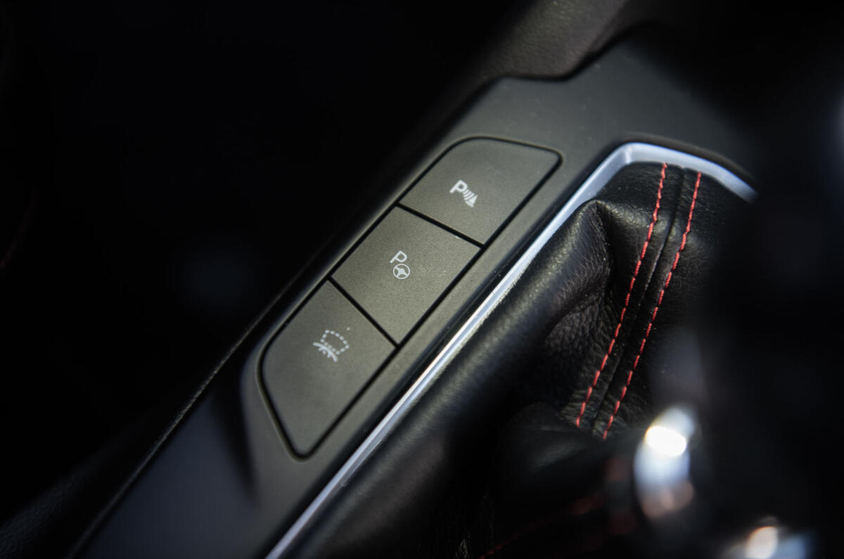 Ford Focus ST-line X 2019 road test review - parking assist