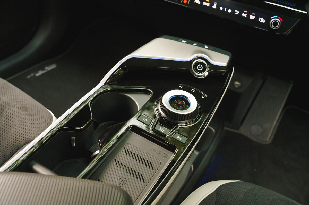 18 Kia EV6 2022 road test review centre console
