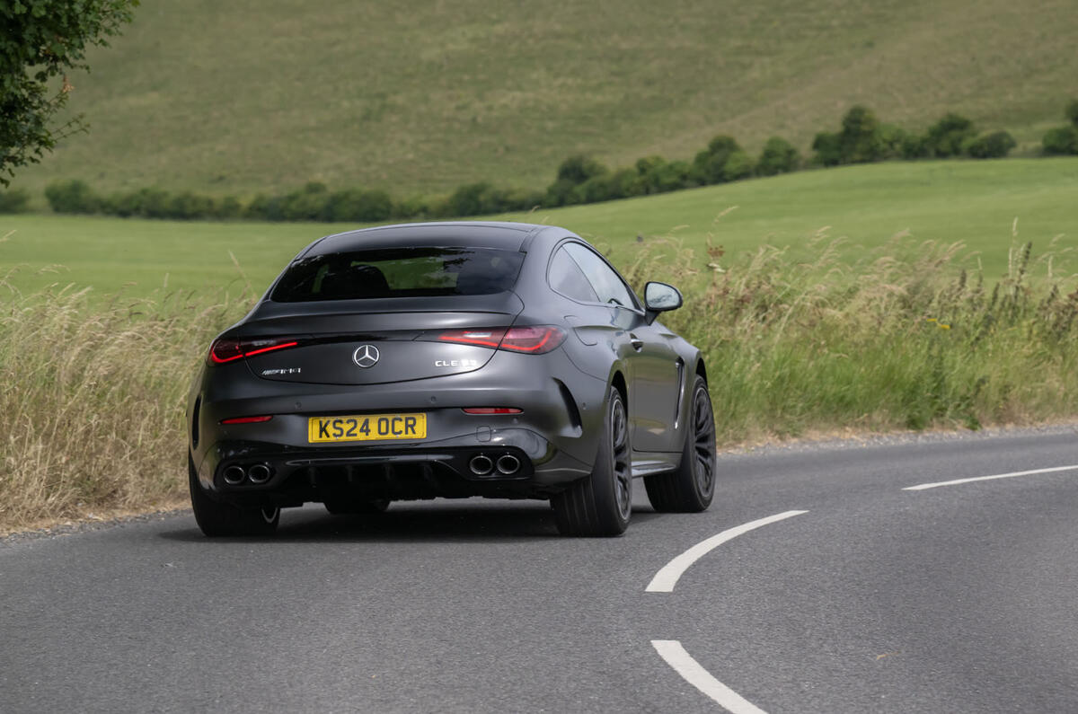 18 Mercedes AMG CLE 53 2024 Critique du virage arrière