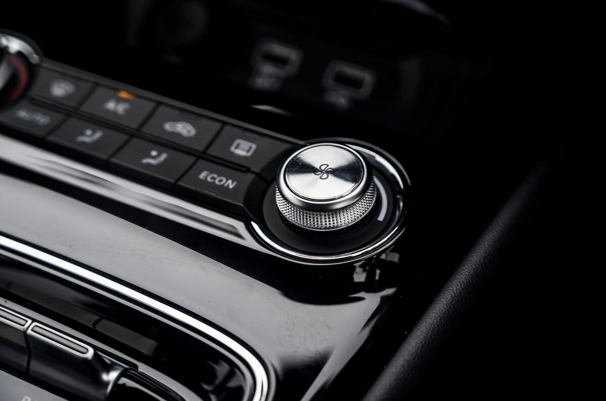 MG 5 SW EV 2020 Révision de l'essai routier - contrôles climatiques