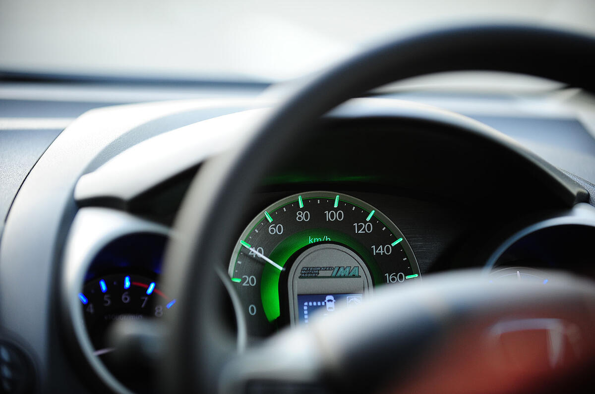 Honda Jazz hybrid Autocar