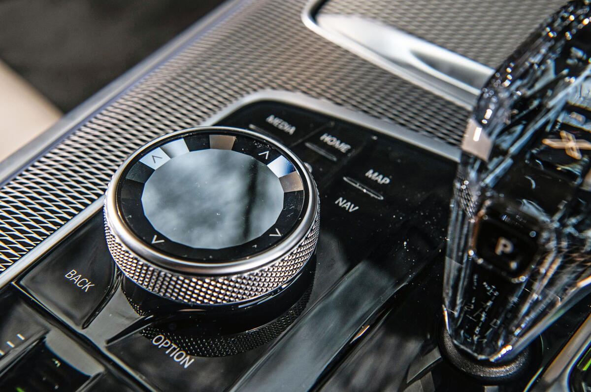 BMW X5 2018 road test review - iDrive controls