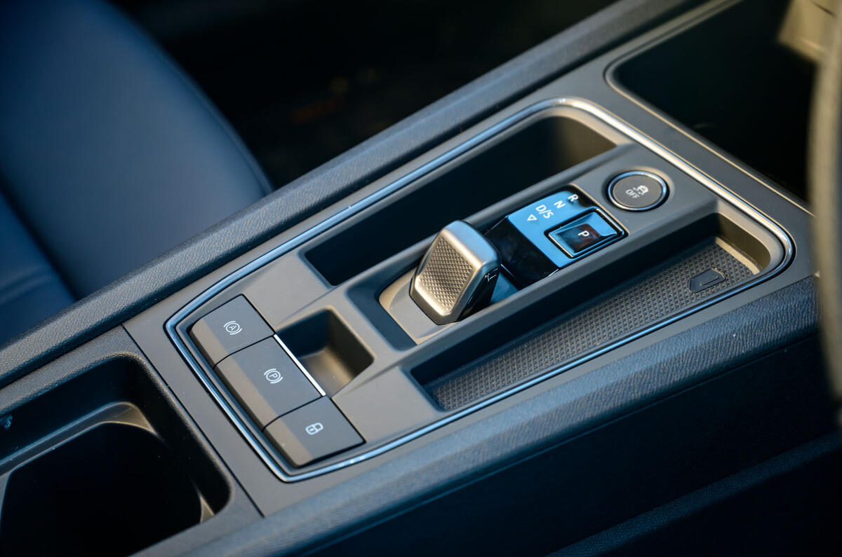 19 Cupra Formentor 2021 road test review centre console