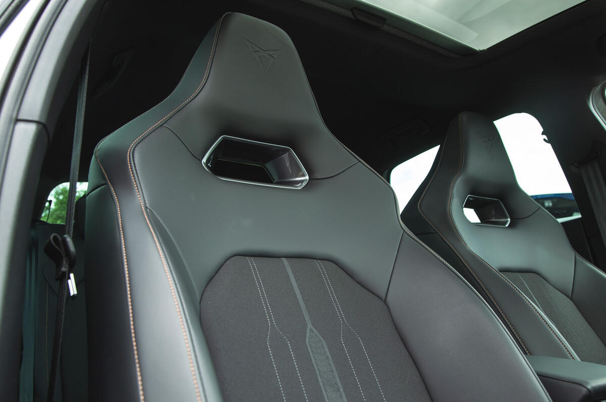 19 Cupra Leon 245 Hatchback RT 2022 seat fabric