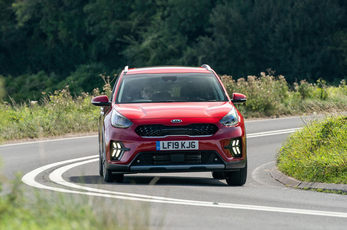 19 Kia Niro 2021 road test review on road front