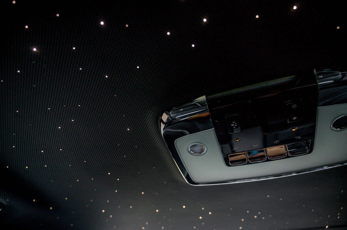 Rolls Royce Cullinan 2020 road test review - headlining