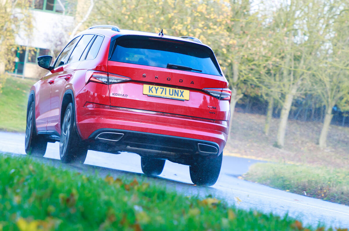 19 Skoda Kodiaq vRS 2022 road test cornering rear