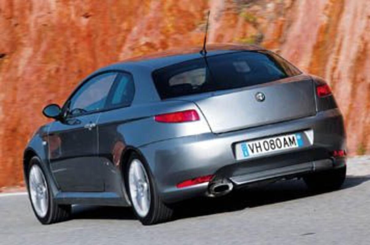 Alfa Romeo GT 1.9 JTD review | Autocar