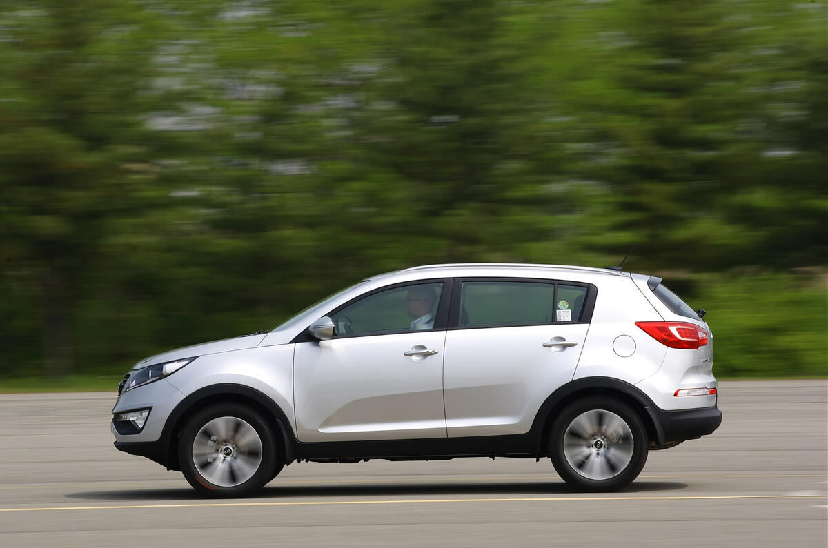 Kia Sportage 2 0 Crdi 4x4 Auto Review Autocar