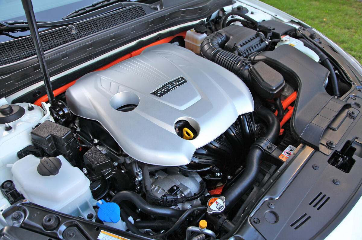 Kia Optima 2.4 Hybrid review Autocar