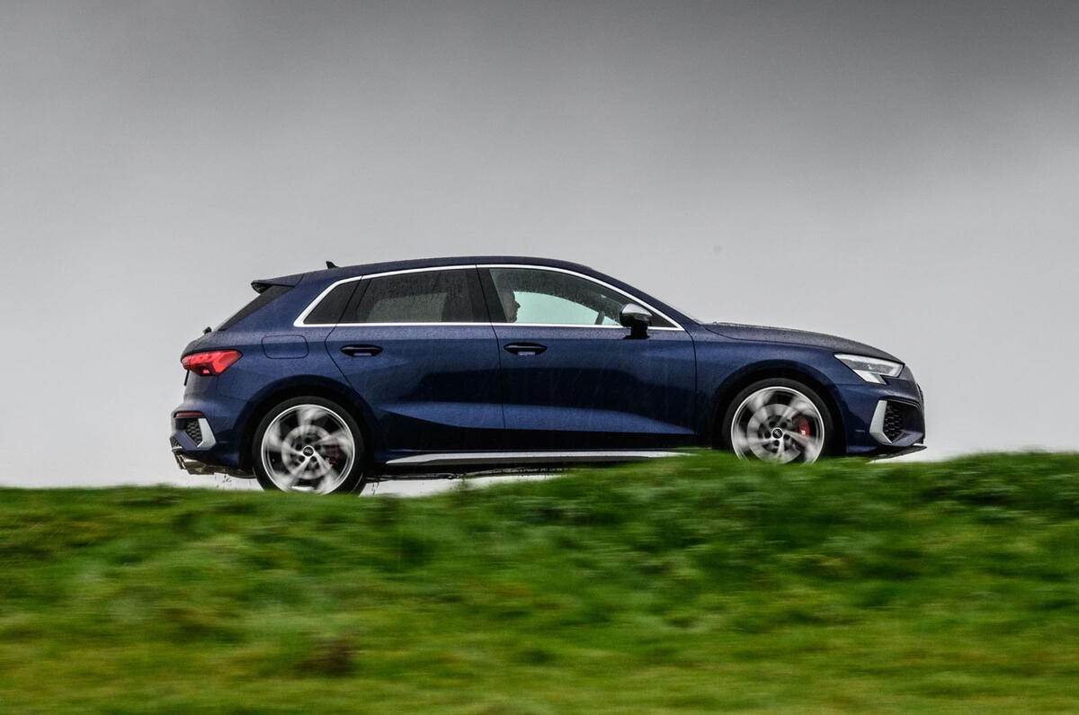 Audi S3 Sportback 2020 : essai routier - côté héros