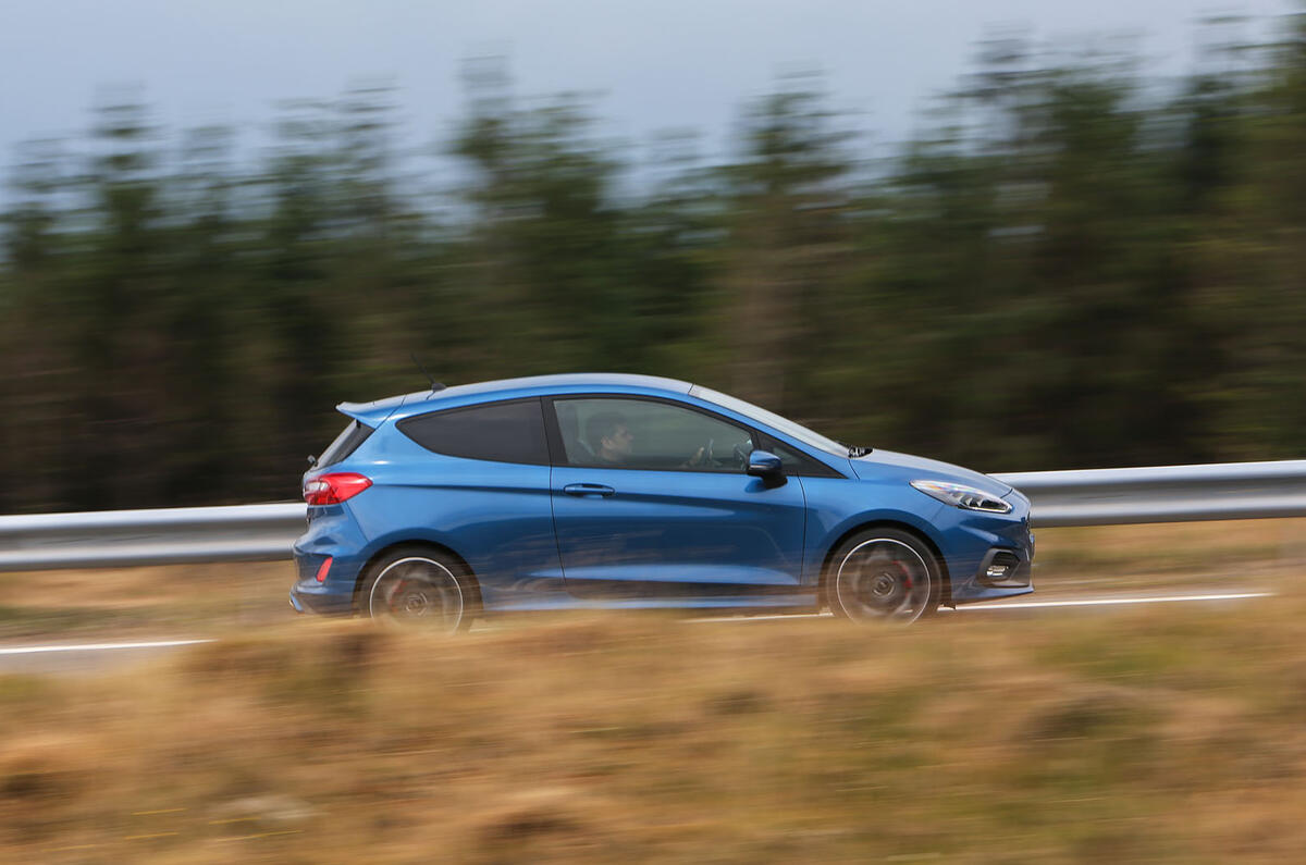Ford Fiesta ST Review 2025, Price & Specs Autocar