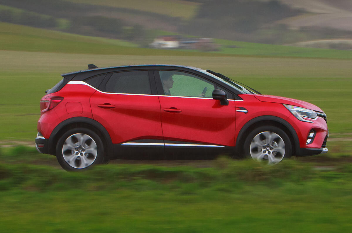 Renault Captur 2020 road test review - hero side