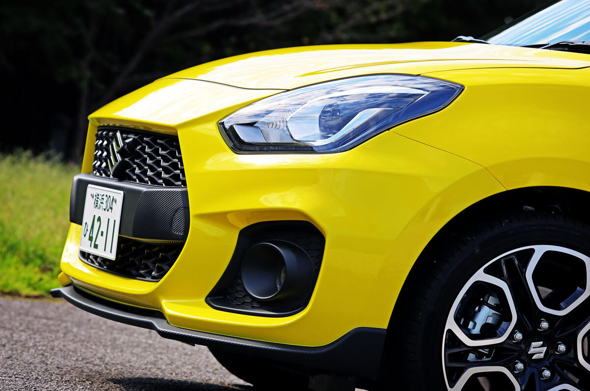 Suzuji Swift Sport Japan-spec review front end
