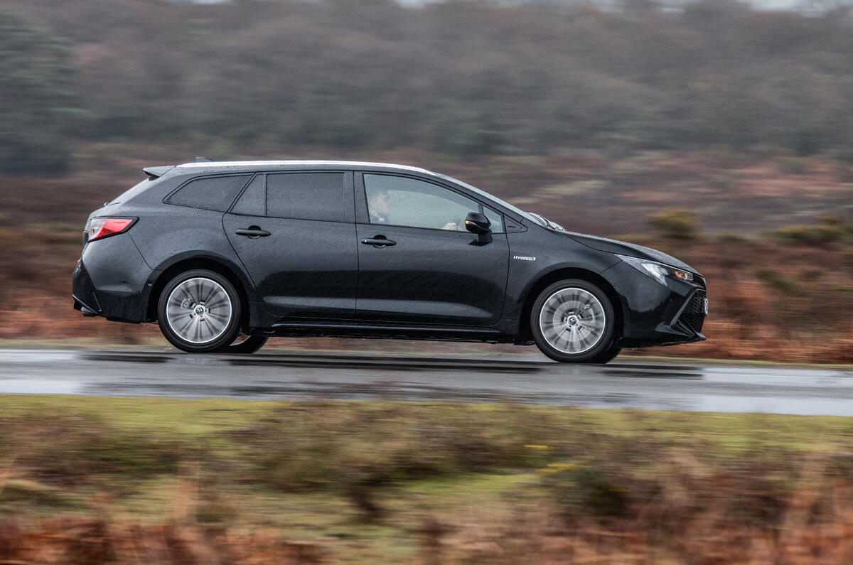 Toyota Corolla Touring Sports 2019 road test review - hero side
