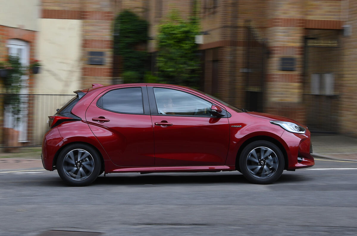 Examen de l'essai routier de la Toyota Yaris 2020 - côté héros