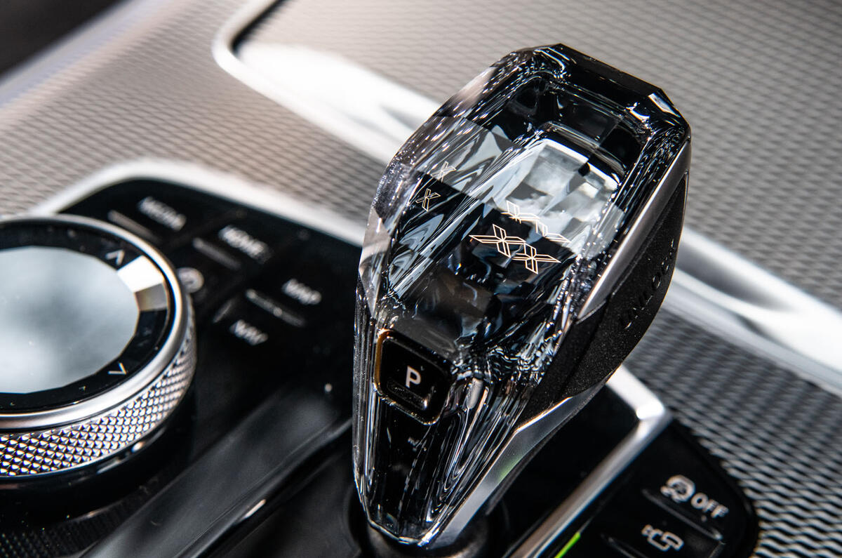 BMW X5 2018 road test review - gearstick