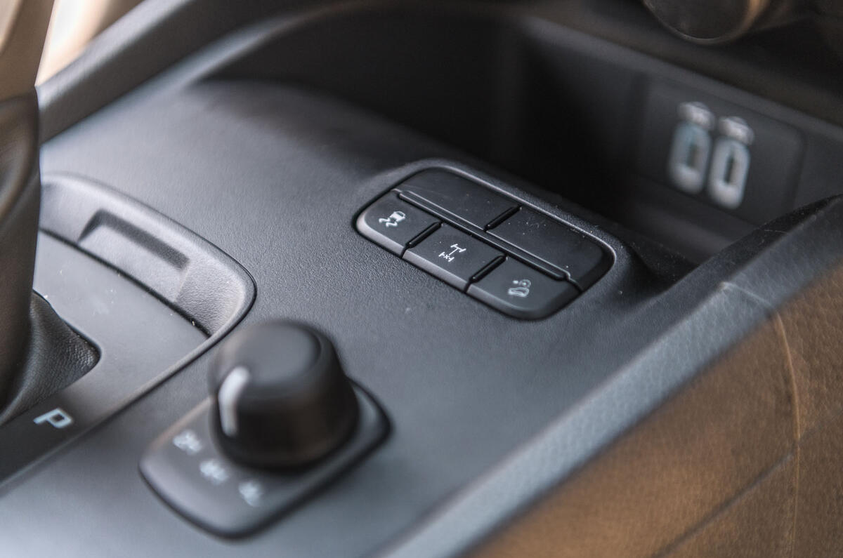 Ford Ranger Raptor Review (2022) | Autocar