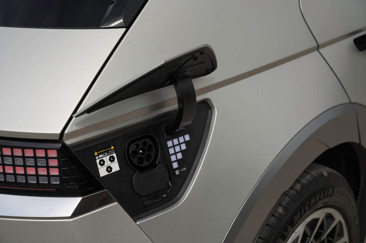 20 hyundai ioniq 5 2021 fd norway plates charging port