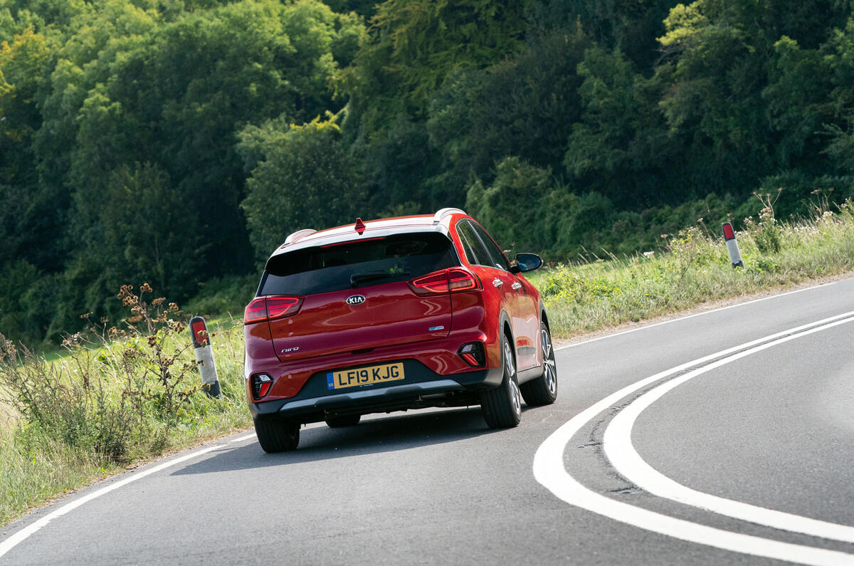 20 Kia Niro 2021 road test review on road rear