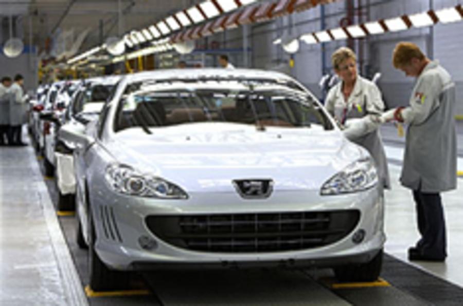 French car makers close to loan