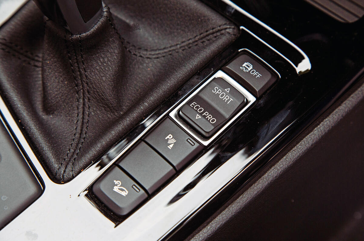 BMW X2 M35i 2019 road test review - drive modes