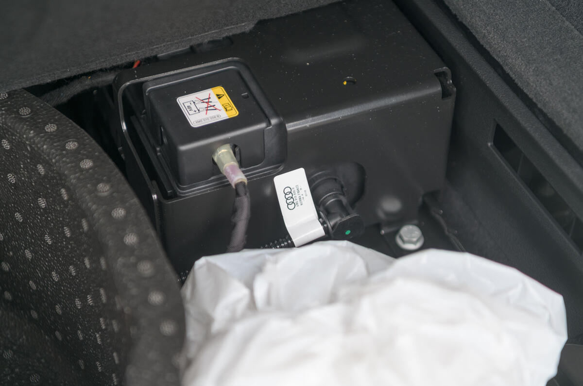 Urus Review (2022) Autocar