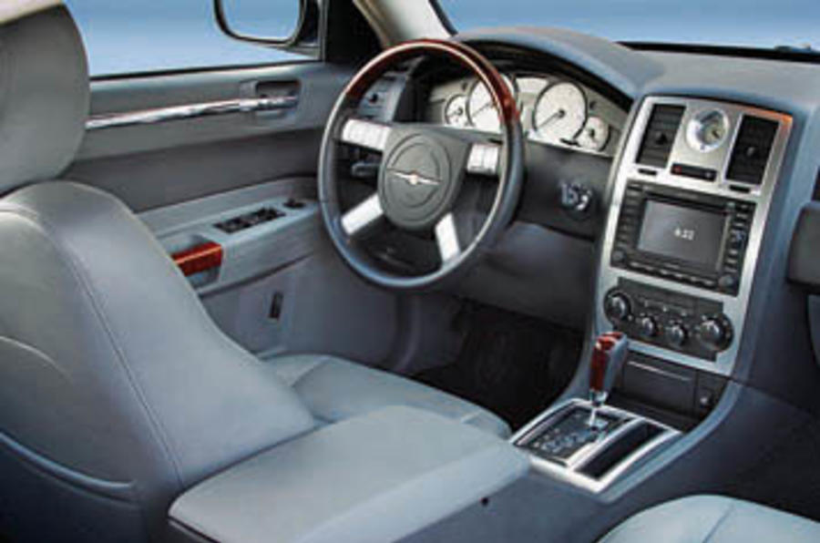 Chrysler 300c 3 5 V6 Review Autocar
