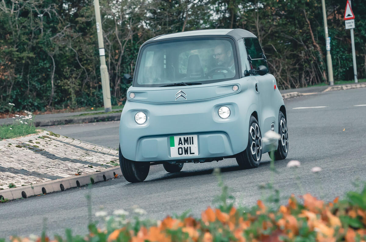 22 Citroen Ami RT 2023 front corner