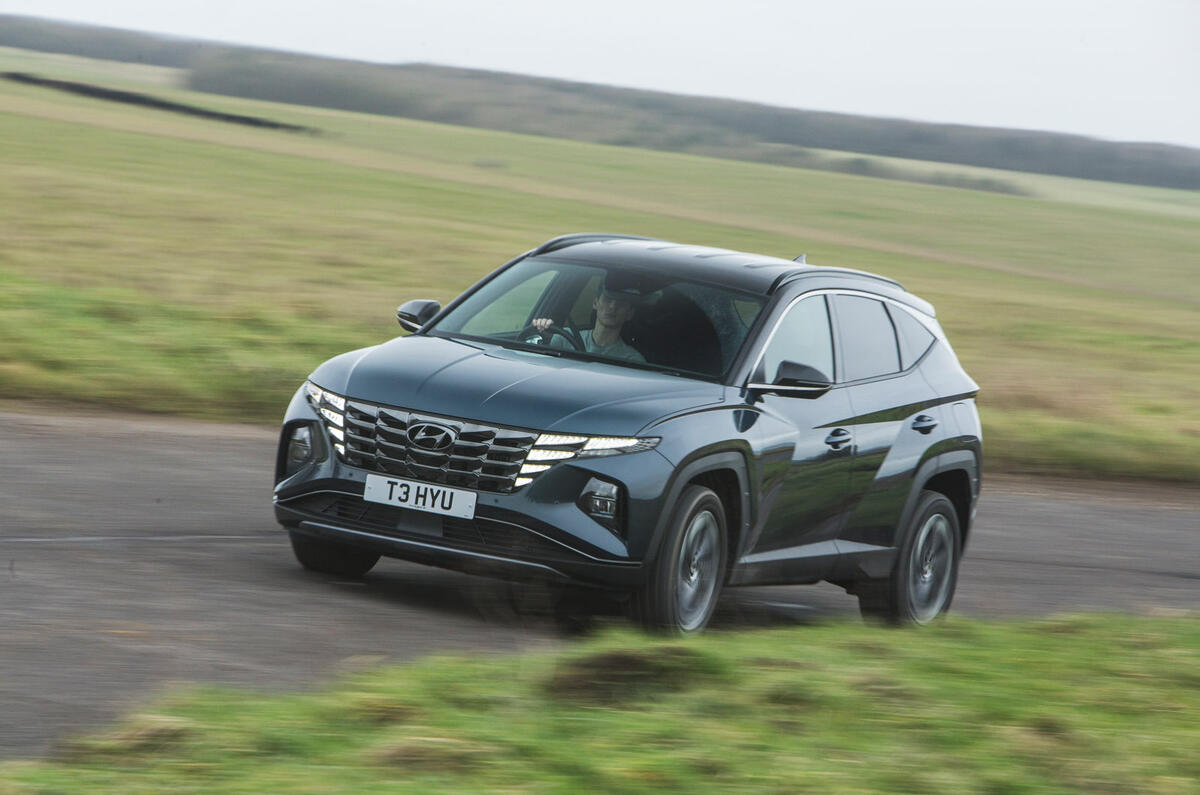 22 Hyundai Tucson 2021 : essai routier, revue de presse sur la route