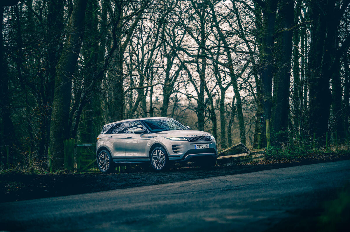 22 Land Rover Range Rover Evoque 2021 : essai routier statique