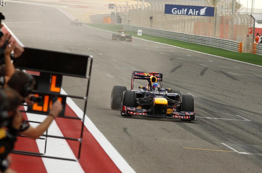 Sebastian Vettel wins in Bahrain