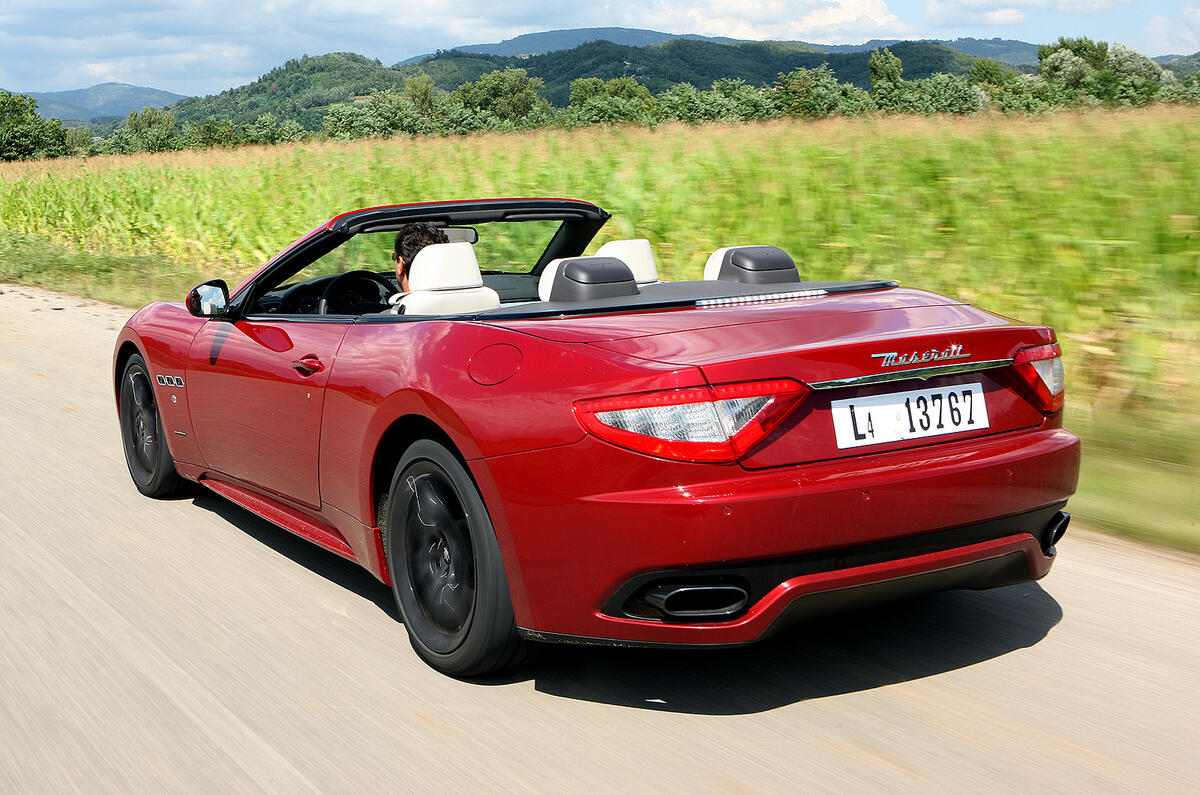 Мазерати grancabrio sport