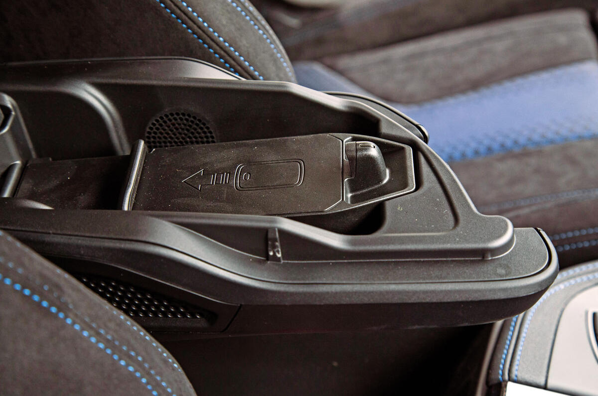 BMW X2 M35i 2019 road test review - wireless charger