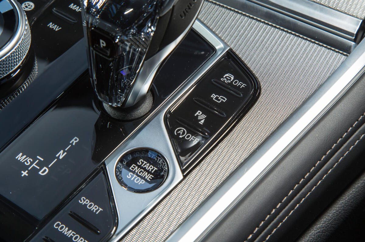 BMW 8 Series Coupé 2019 road test review - parking modes